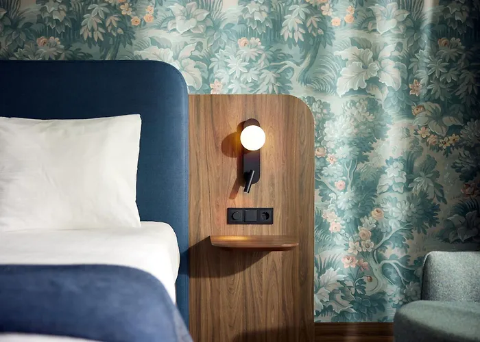 Der Valk Stein Отель