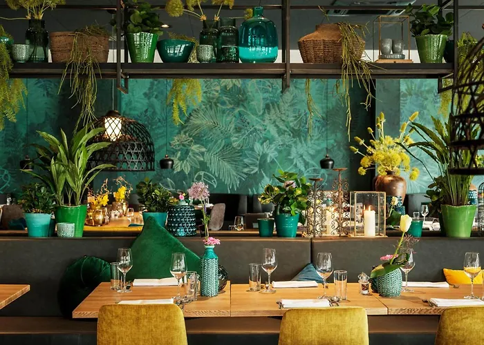 Hotel Der Valk Stein 4*