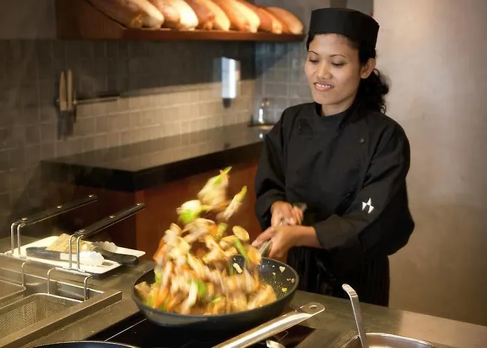 Отель Der Valk Stein Урмонд